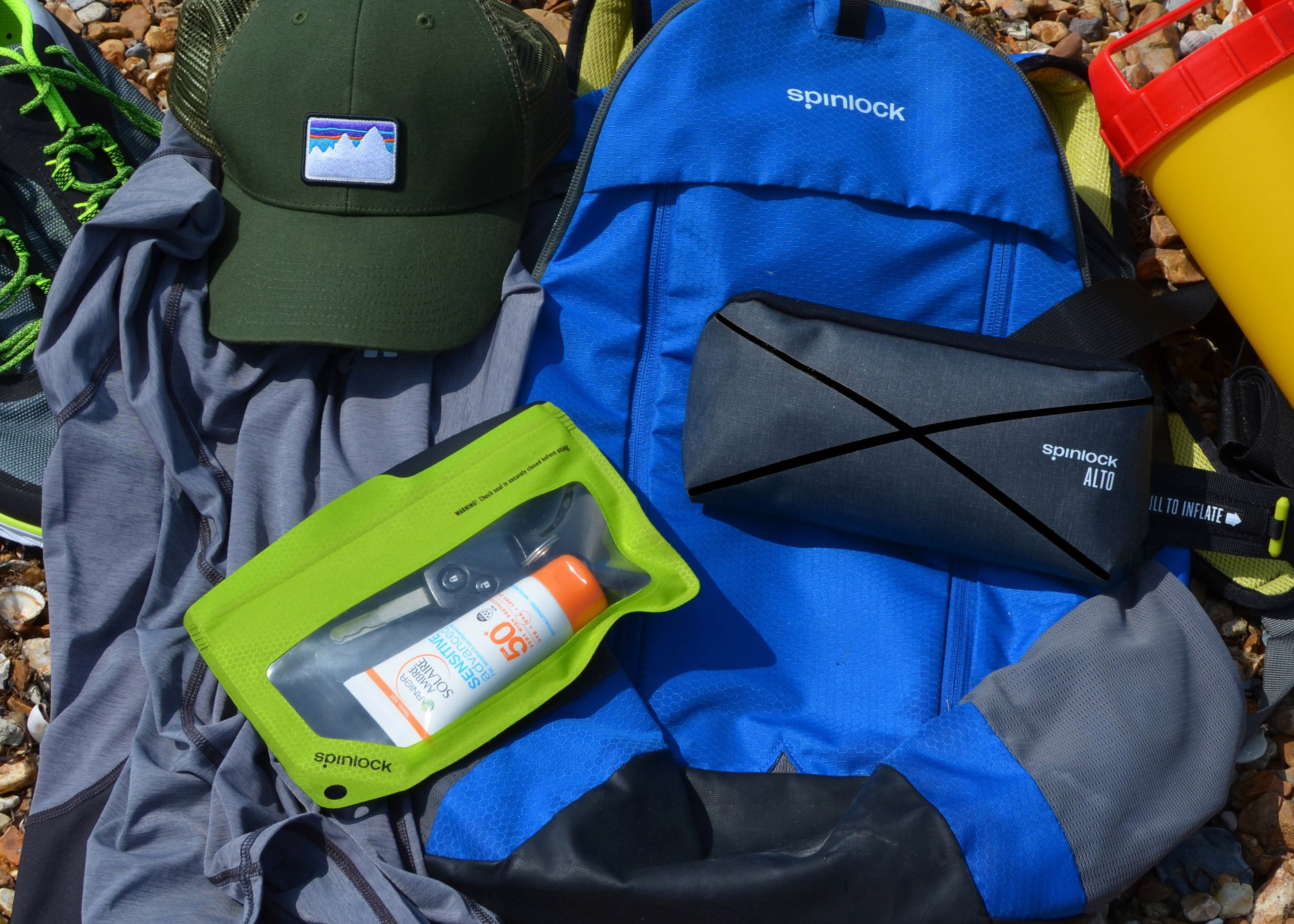 Hiking phone clearance pouch